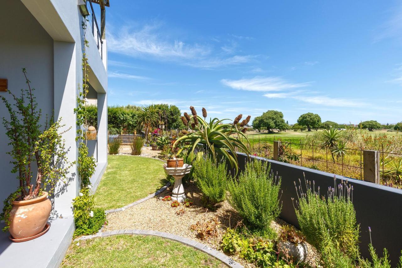 Le Mahi Guest House Langebaan Exteriér fotografie